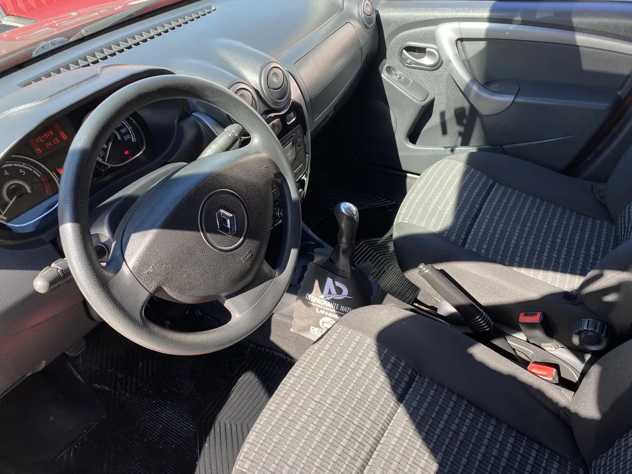 Renault Sandero Expression Hi-flex 1.0 16V 5P 2014 - Foto 5