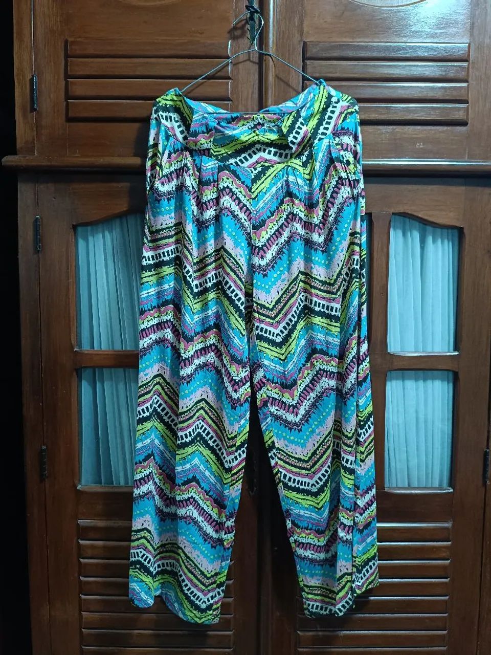 Roupa Feminina / Calça Pantalona  - Foto 2