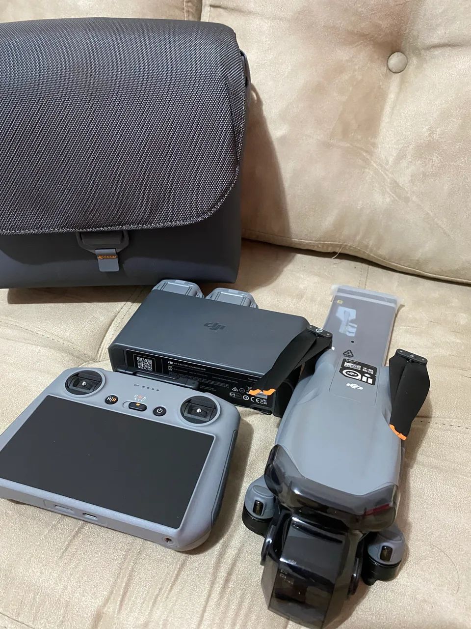DJI Air 3S Fly More Combo - 3 Baterias - Foto 2