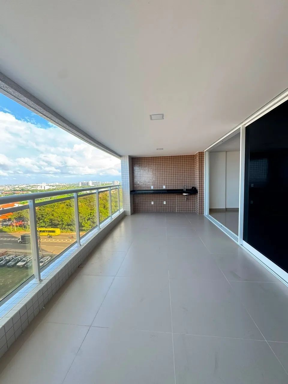 VENDO APARTAMENTO EDIFICIO AL MARE