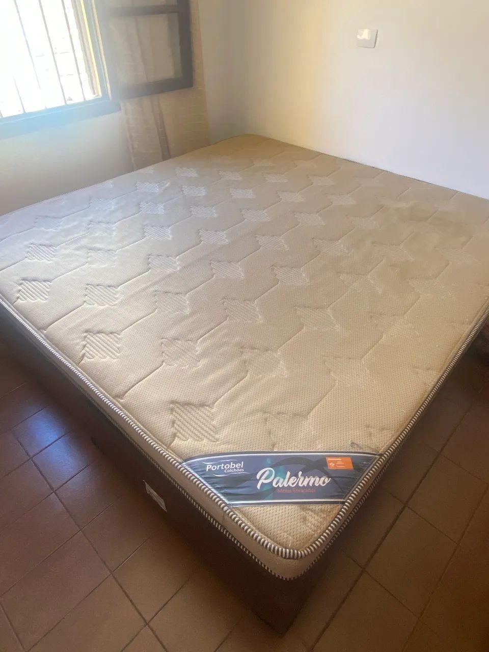 Cama box king Size 