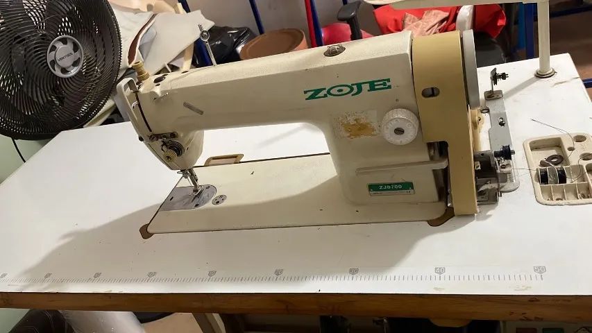 Maquina costura reta industrial 