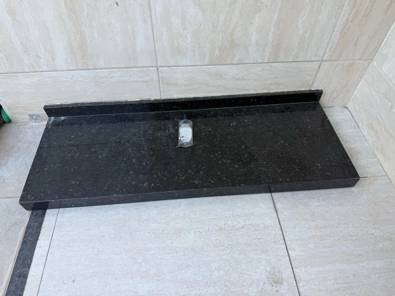 Vendo pedra de granito para balcão 