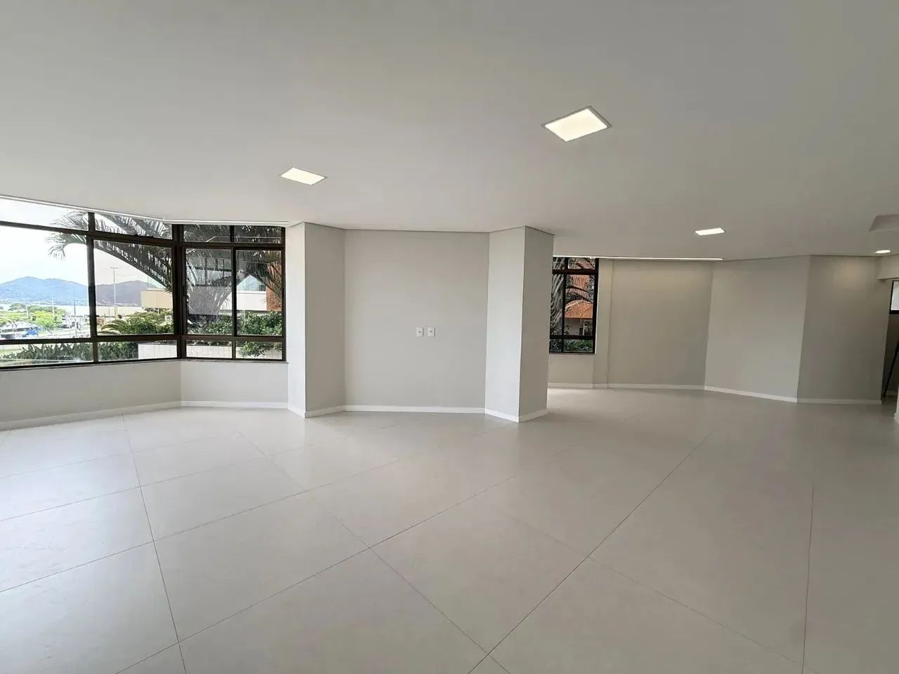 Imóvel para venda com 206 metros quadrados com 3 quartos em Agronômica - Florianópolis - S - Foto 5