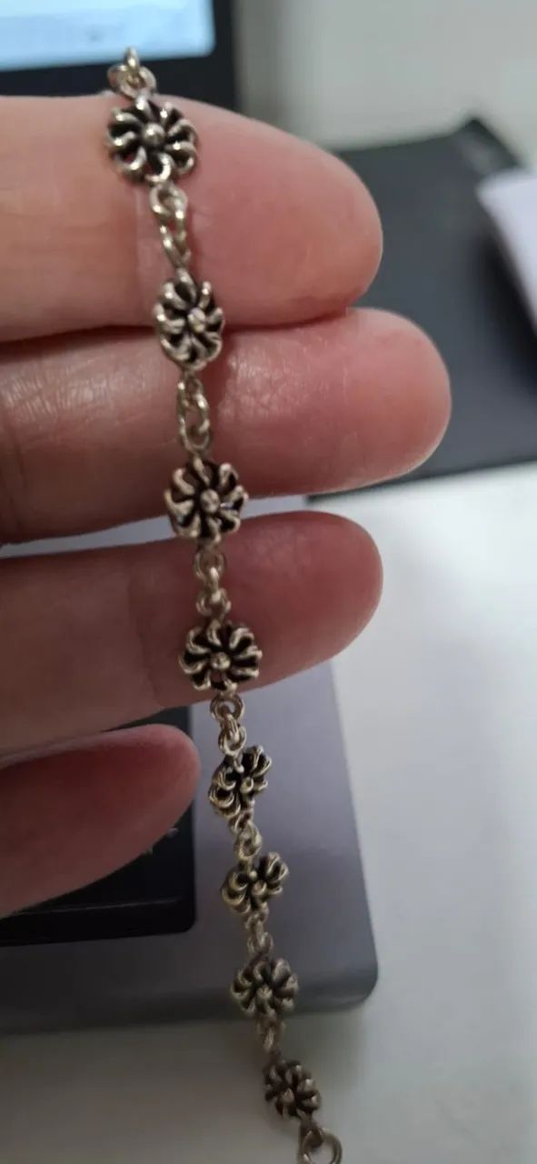 Pulseira de Prata de Lei = Rosinhas - Foto 5