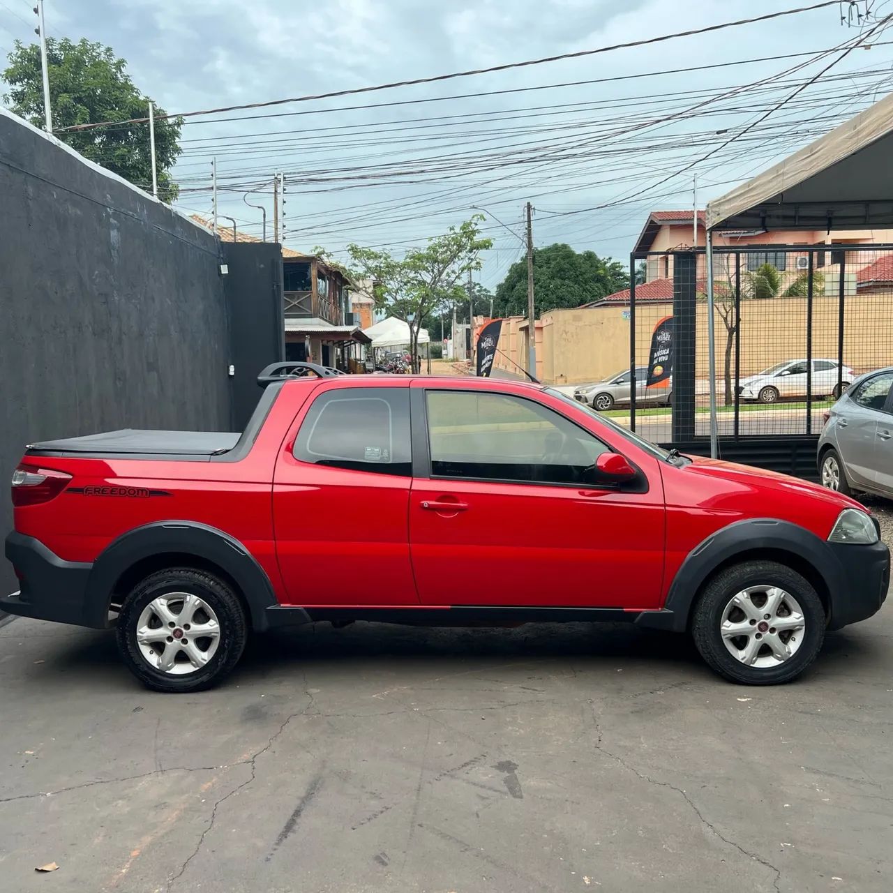 Fiat Strada Working Hard 1.4 Fire Flex 8V CD 2018 - Foto 4