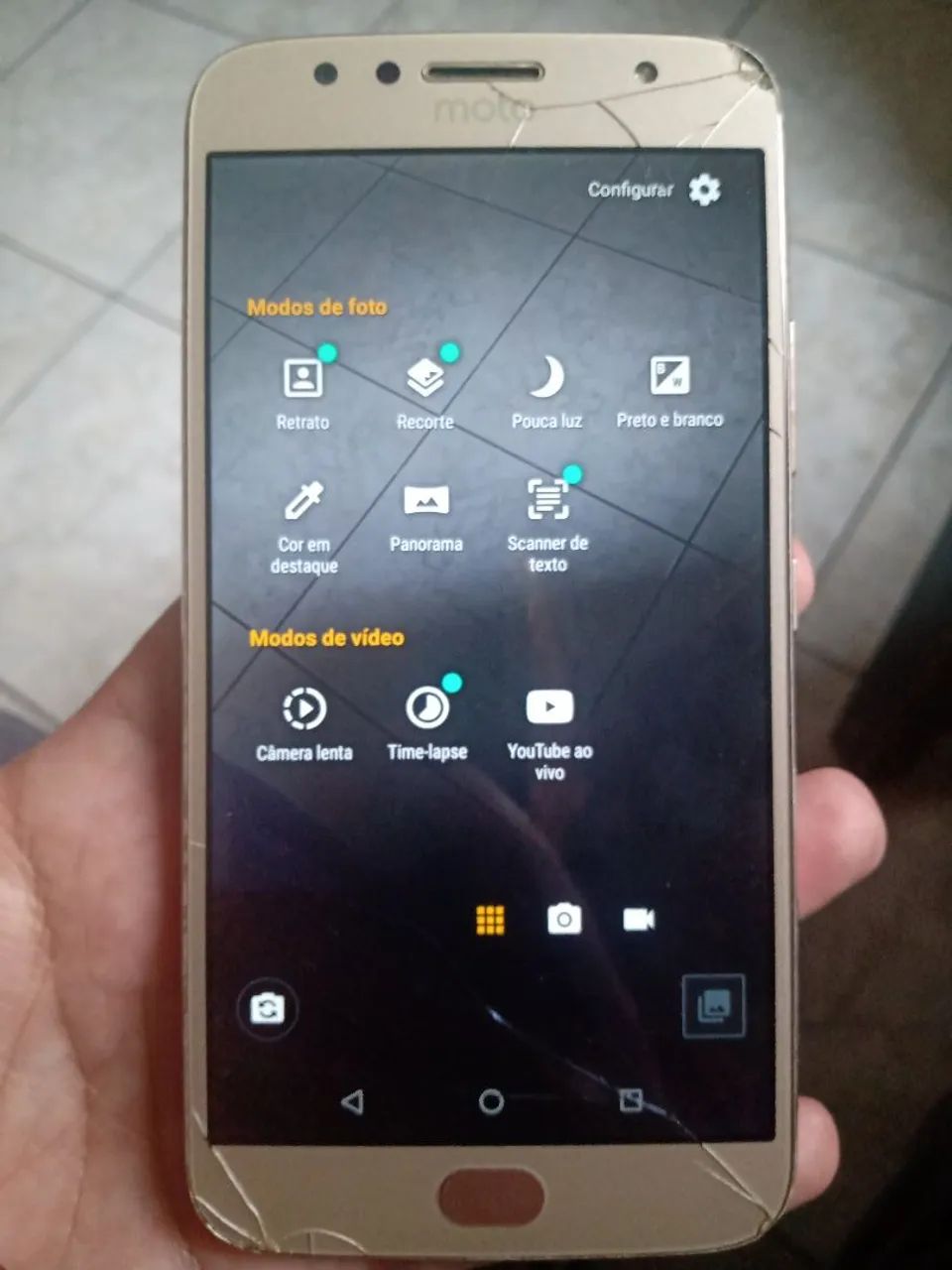 Moto G5s plus ouro rosê - funcionando (tela trincada) - Foto 5