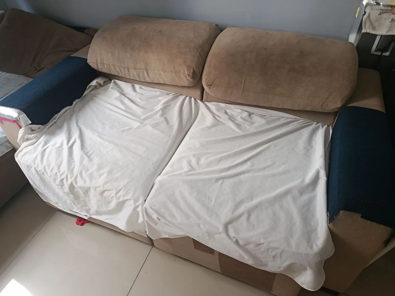 VENDE-SE SOFÁS PARA REFORMA. - Foto 2