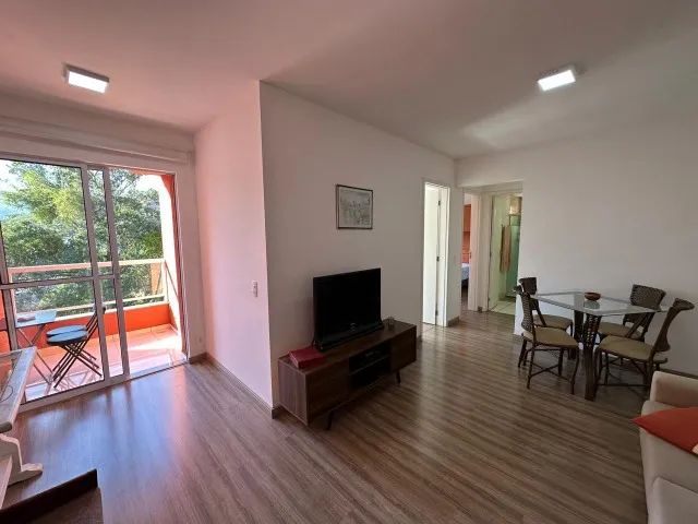 Vendo apartamento Correas com 2 quartos (Cond Boque de Montreal) cod 91017