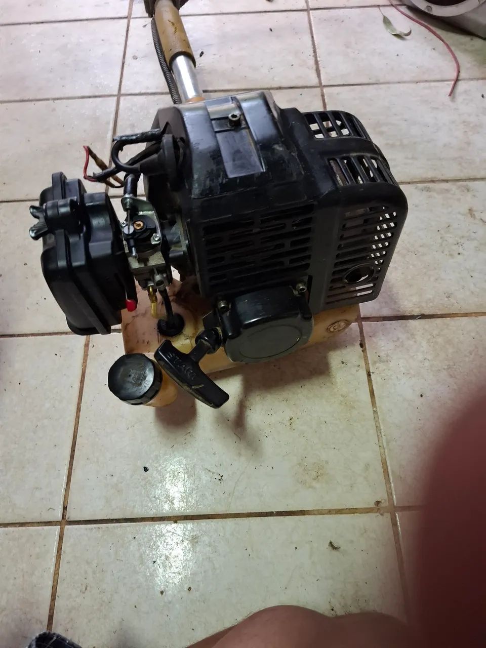Roçadeira 42cc - Foto 2