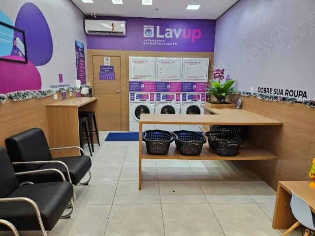 Lavanderia Autoatendimento localizada dentro do Comper da Rua Spipe Calarge - Foto 5