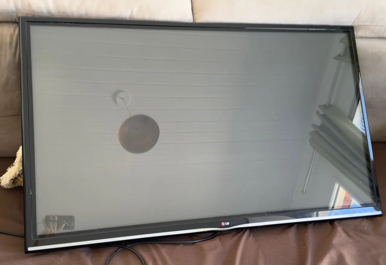 Tv funcionando parcialmente ou para retirada de peças  - Foto 3