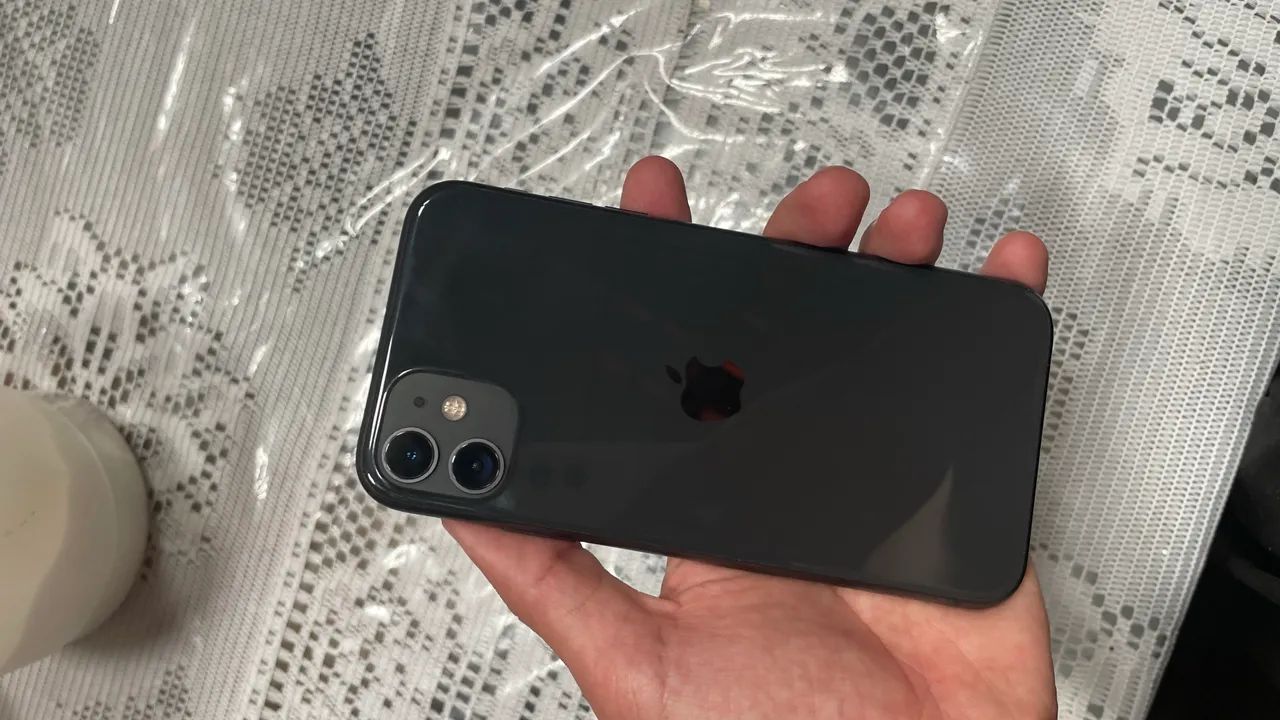 Iphone 11 128 GB - Foto 2