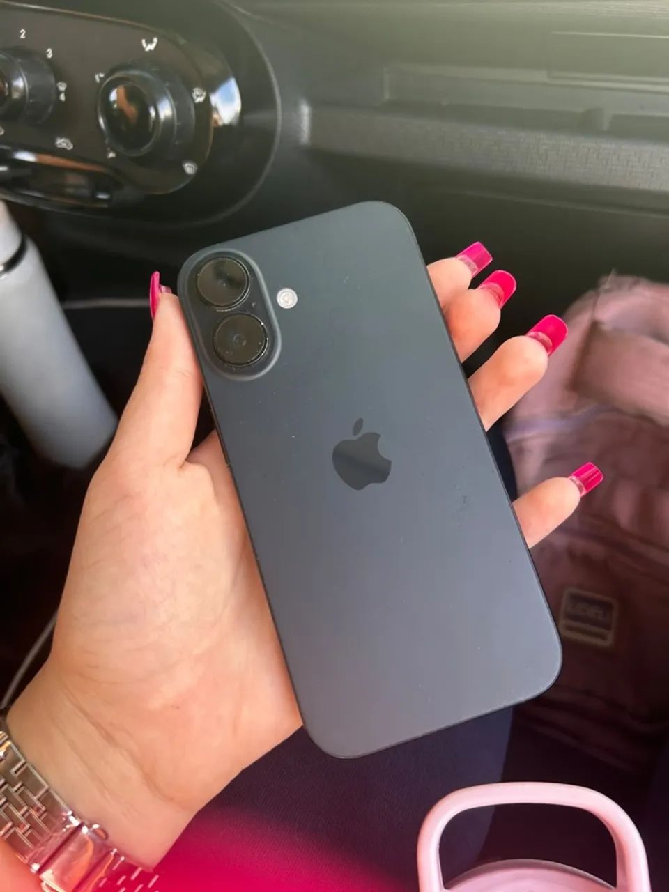 iPhone 16  - Foto 2