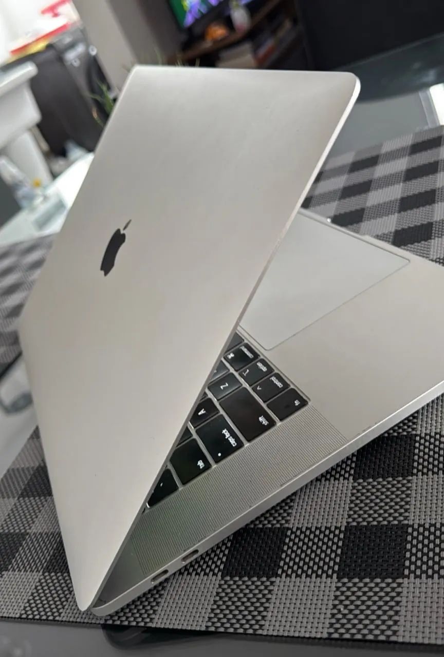 MacBook Pro 2019 core i9 16? 512 SSD 16 gb - Notebooks - São José