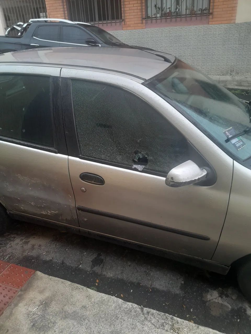 Fiat Palio ELX 1.0 MPI Fire 16V 4P (25 Anos) 2001