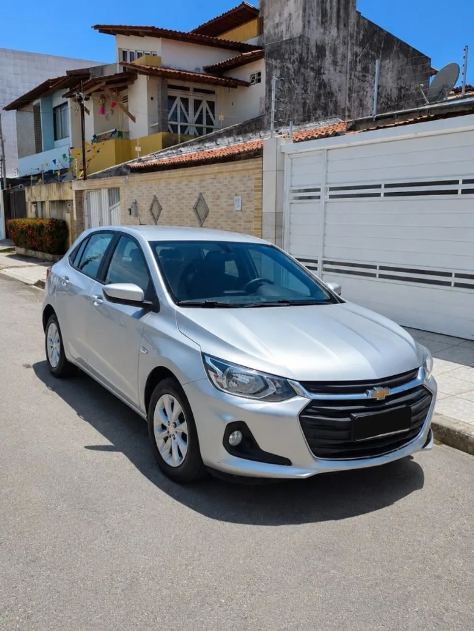 Chevrolet Onix ONIX HATCH LTZ 1.0 12V TB Flex 5p Aut. 2020