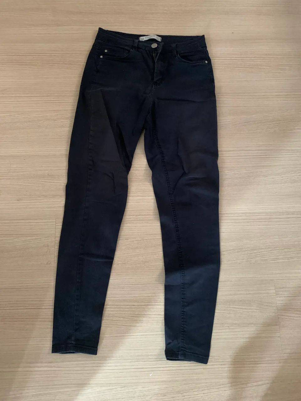 Calça azul escura 38 