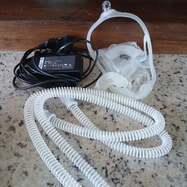 vendo CPAP, marca Philips, modelo respirotronics, completo. Somente 3 meses de uso uso - Foto 4