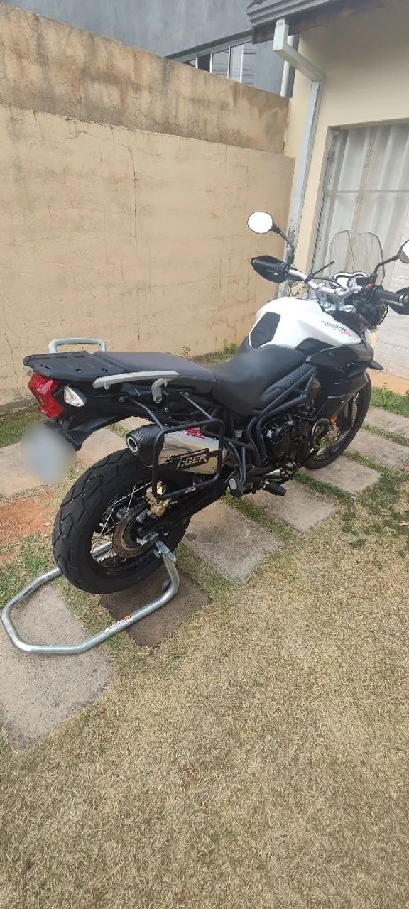 Tiger 800 Muito nova ! 