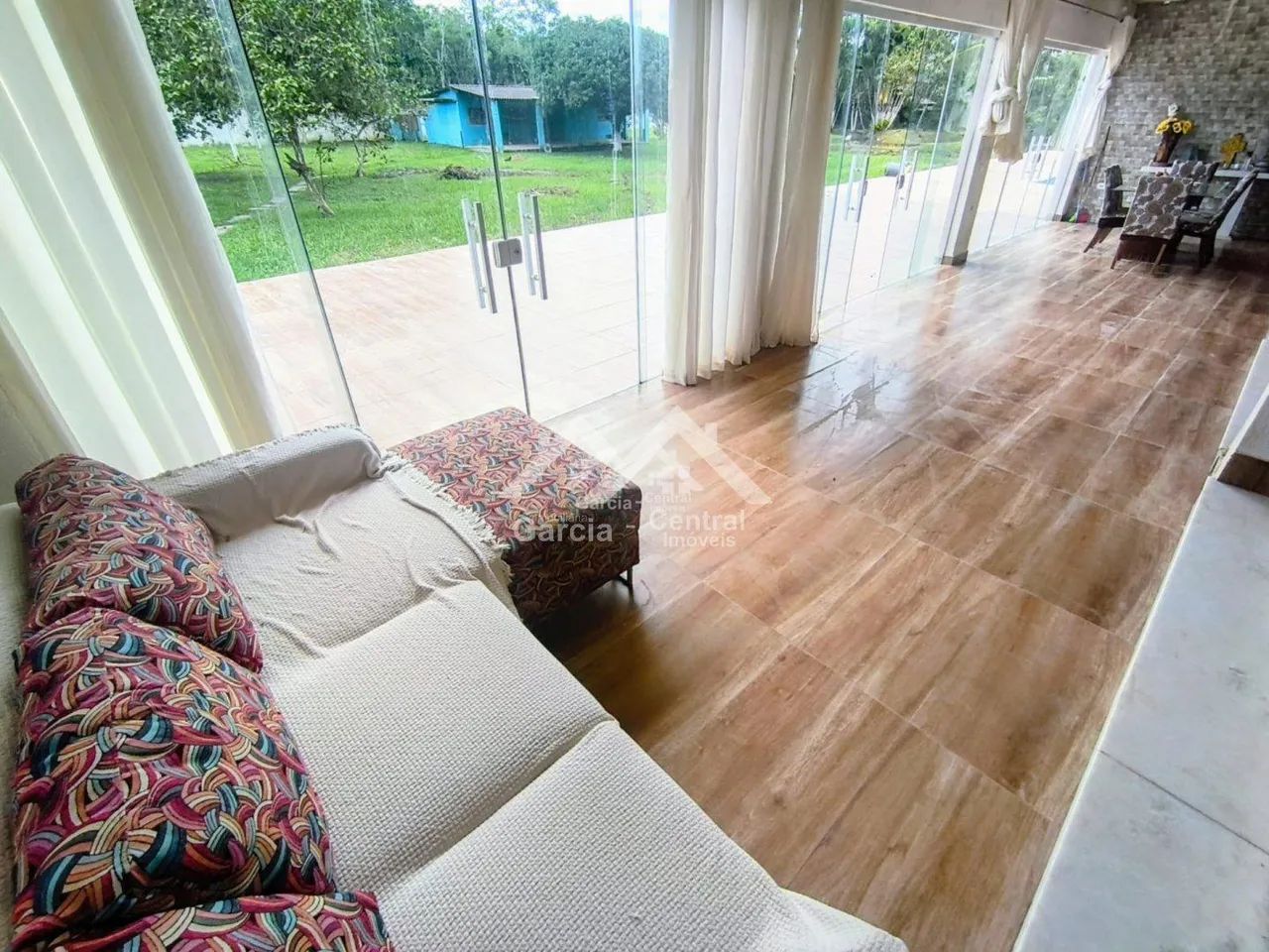 Chácara com 3 Casas, 3 Lagos e Piscina em Peruíbe REF: 9805 - Foto 3