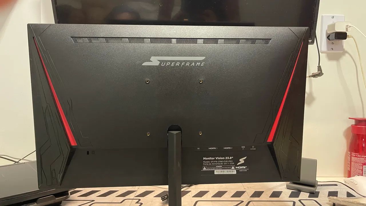 Monitor SuperFrame Vision 23,8? 180Hz ? NOVO