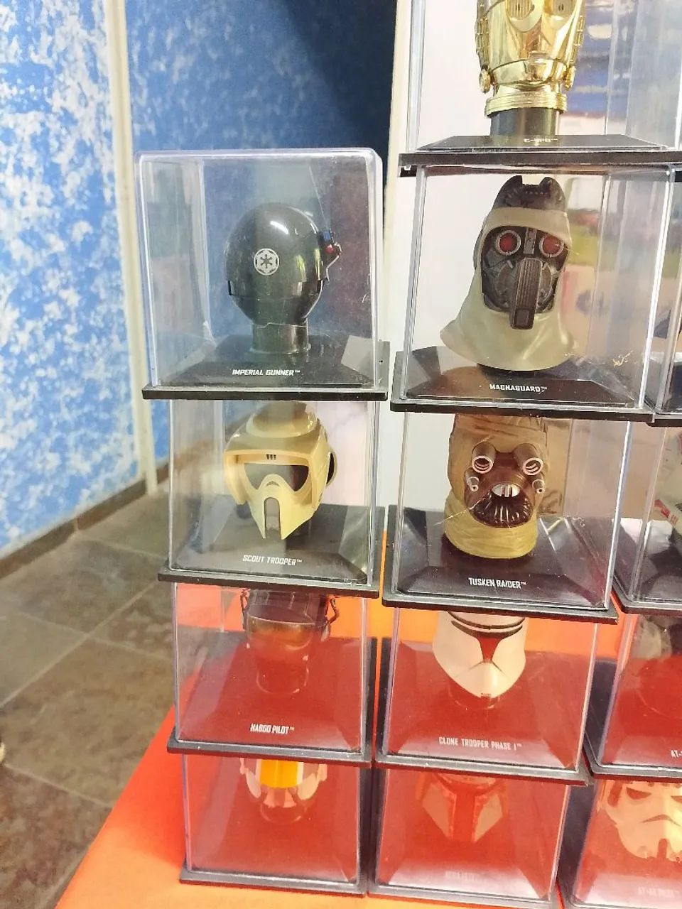 24 Miniaturas de Capacetes Star  - Foto 2