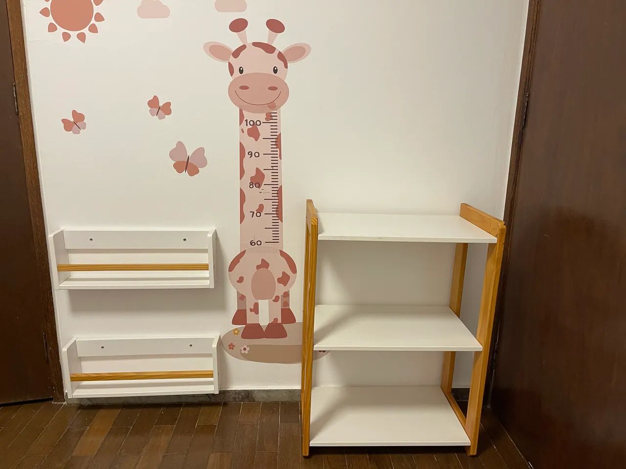 Conjunto de móveis para quarto infantil
