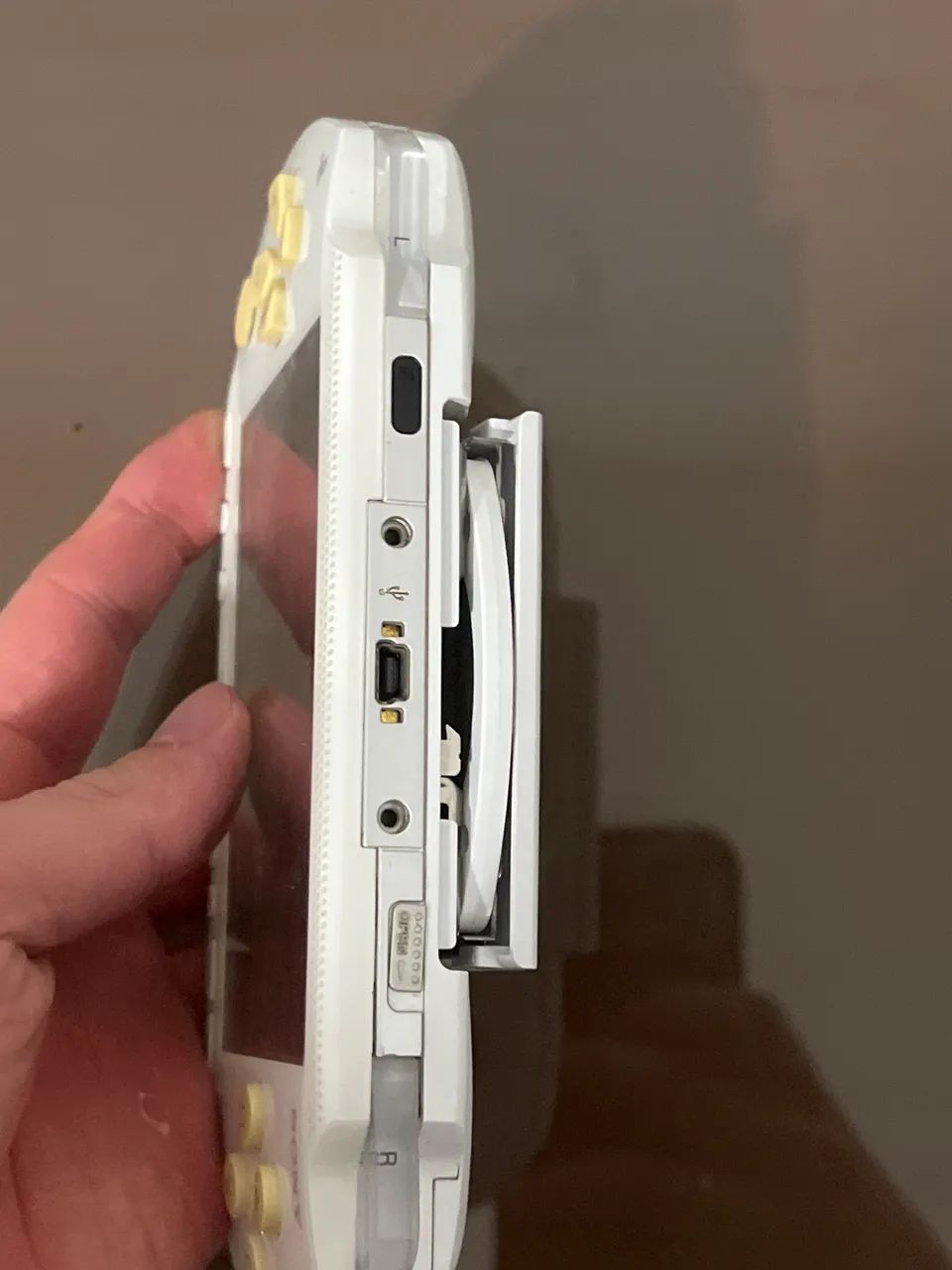 PSP 1000 desbloqueado branco com defeito de backlight - Foto 4