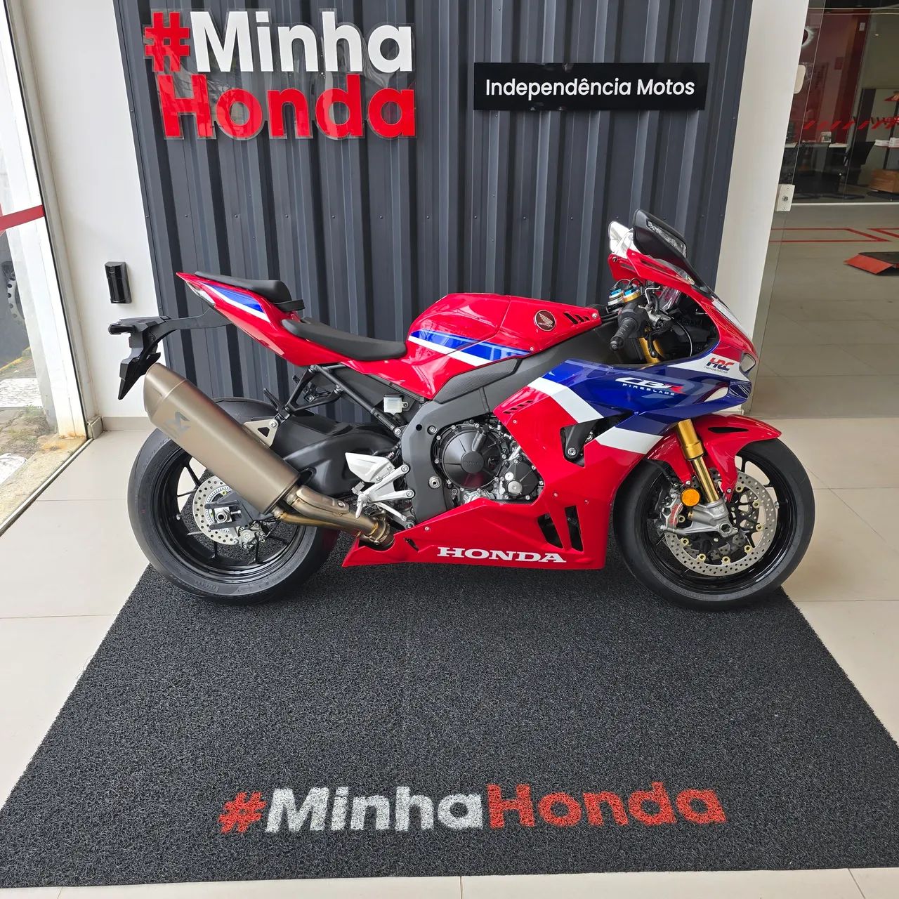 CBR 1000RR-R Fireblade SP