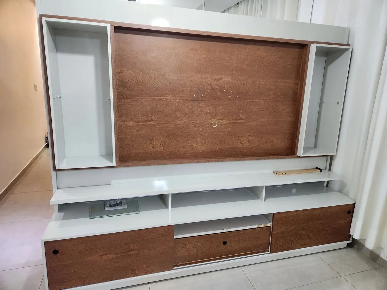 Painel com rack para TV 65 polegadas. - Foto 2