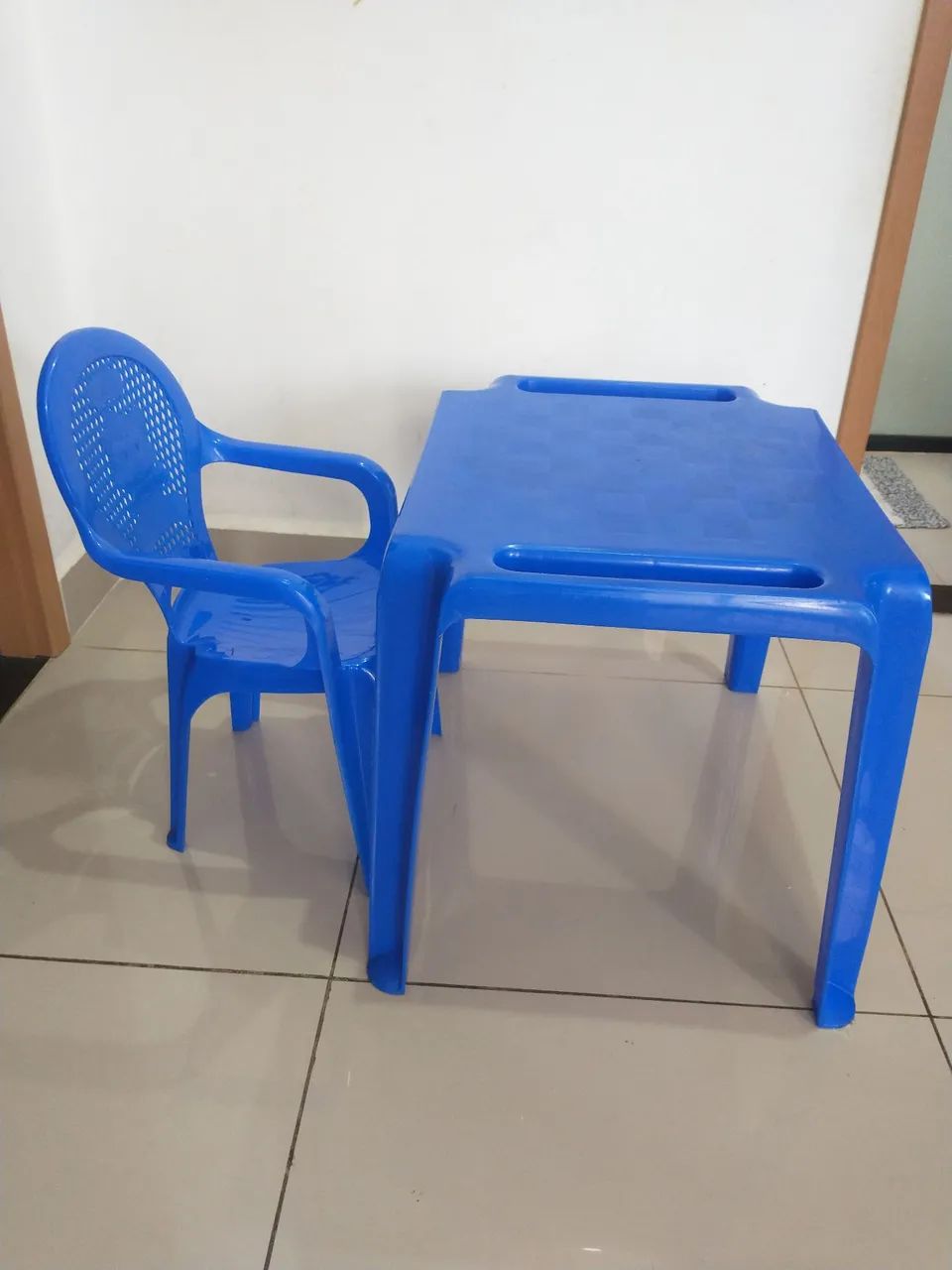 Mesa e cadeira infantil Tramontina  - Foto 5