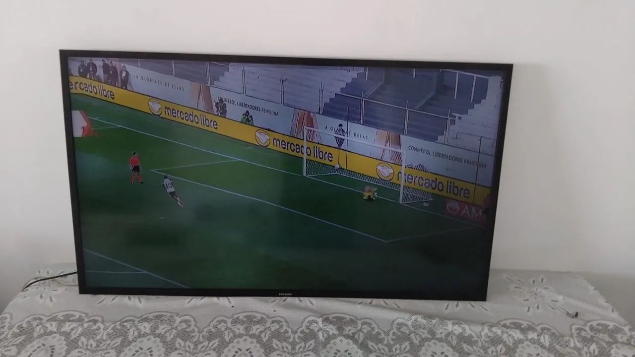 Tv  Samsung 43 polegadas smart  - Foto 2