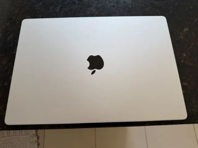 MacBook Pro (16 polegadas, 16GB M1 PRO 1TB)
