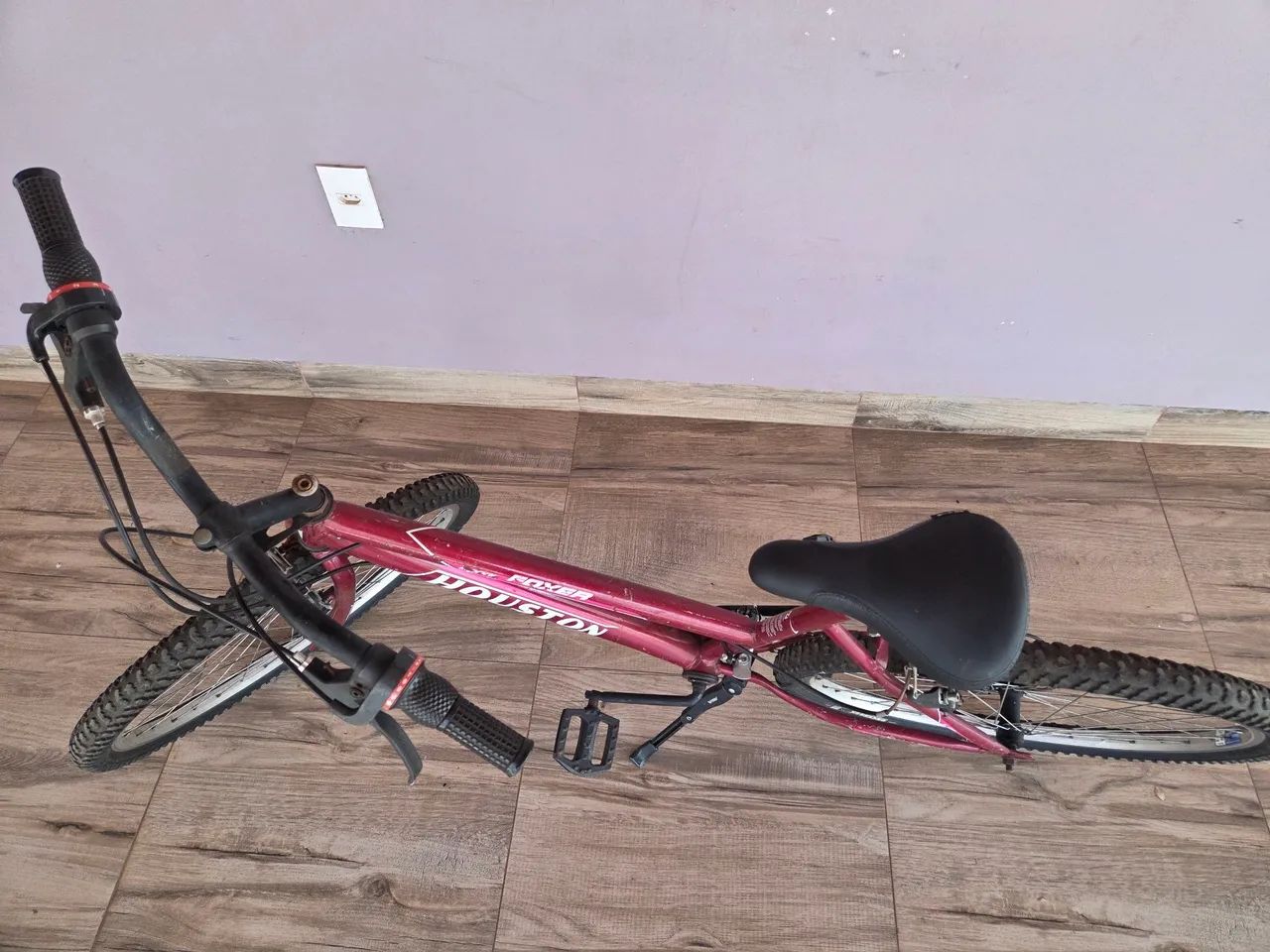 BICICLETA REVISADA, CONSERVADA E PRONTA PARA USO! - Foto 4
