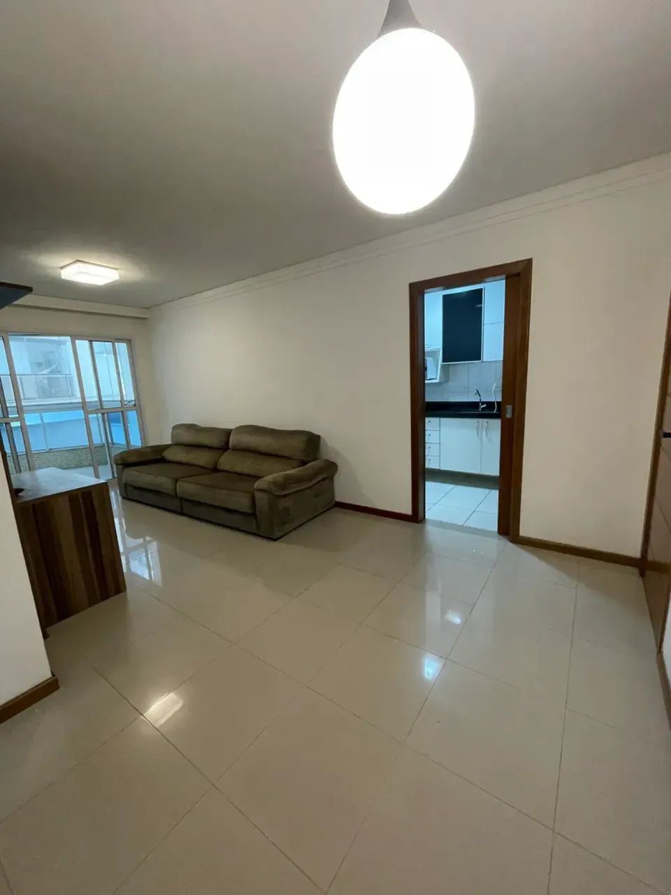 ORLA DE iTAPOÃ: Amplo2 quartos, suíte, mobiliado 2 vagas 86m² - Foto 5
