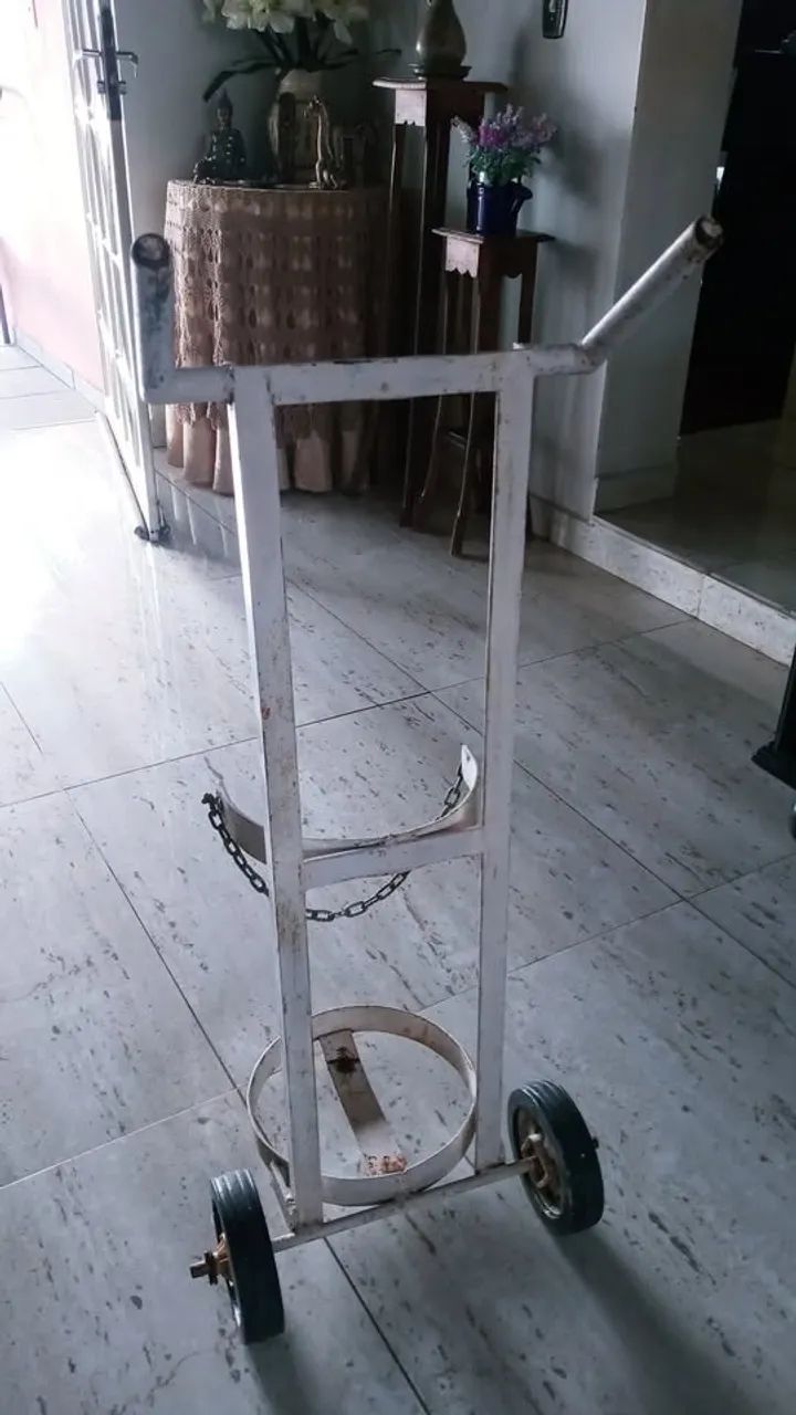 carrinho para cilindro de oxigênio - Foto 2