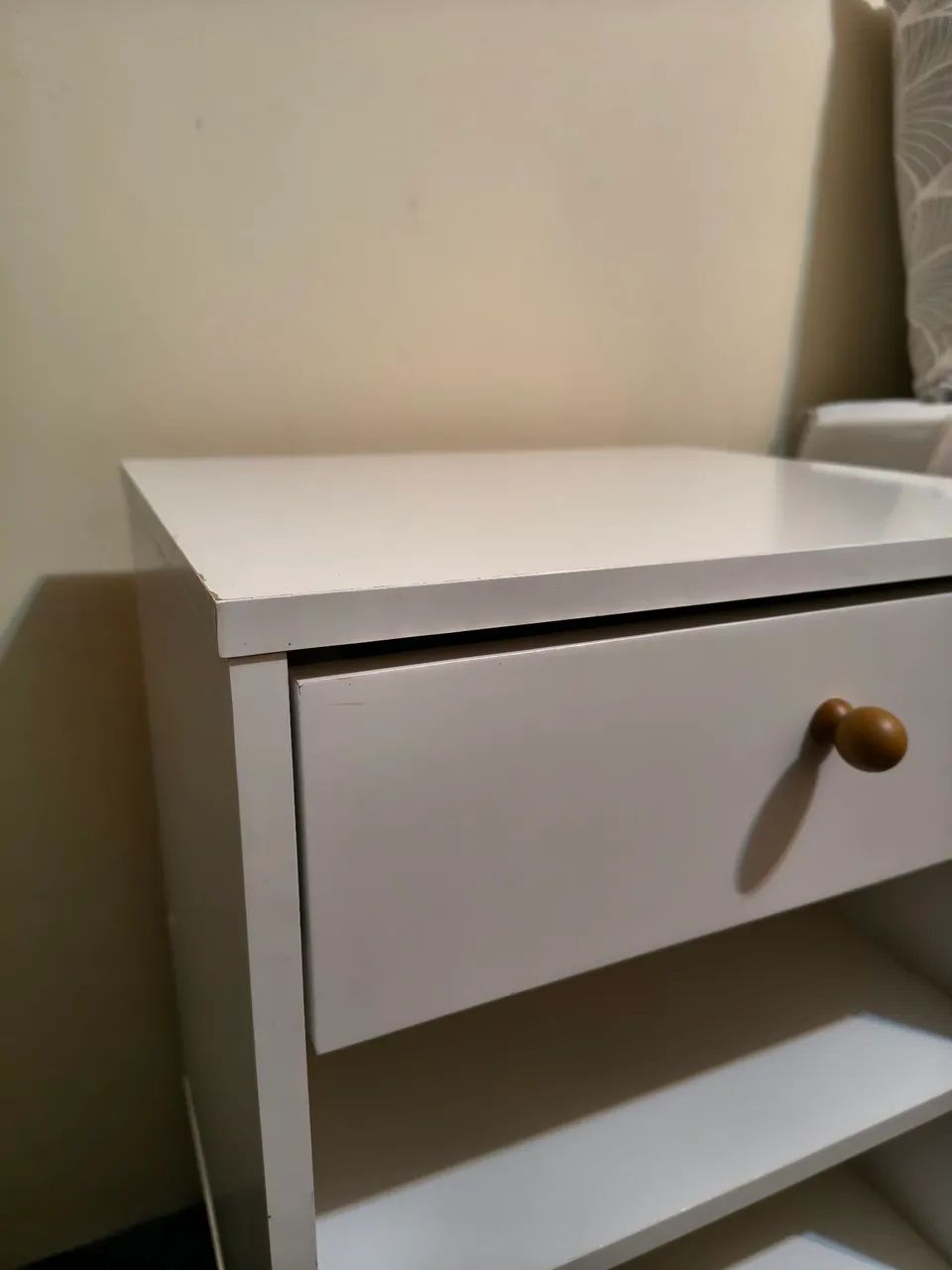 Mesa de cabeceira com Gaveta - Foto 2