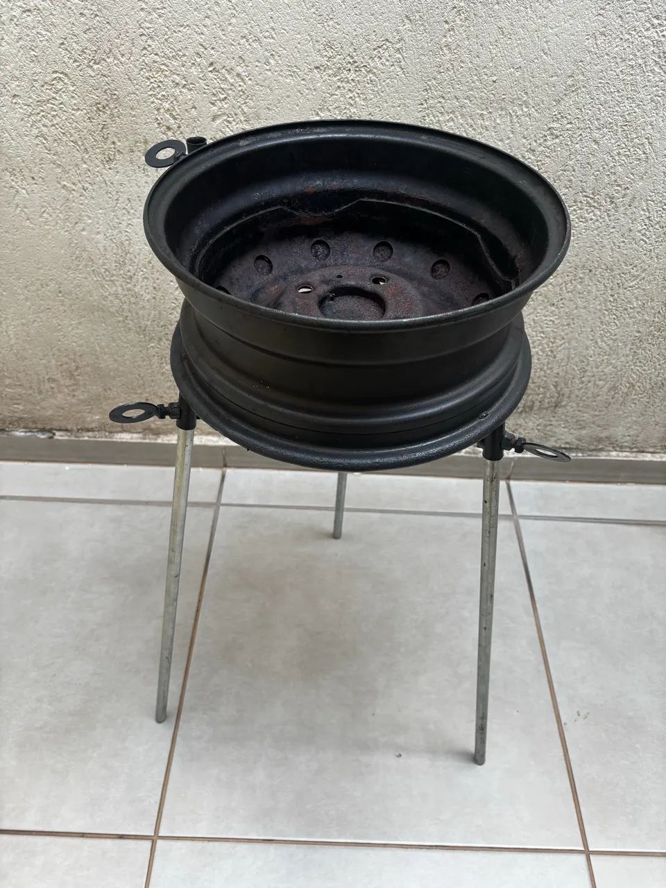 Churrasqueira de Roda de Ferro - Foto 3