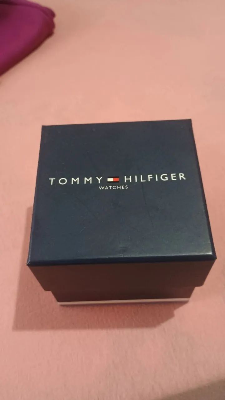 Vende relógio Tommy