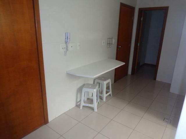 Cobertura C/piscina e churrasqueira p/ 15 pessoas, 3 Suítes C/Ar cond - Foto 6