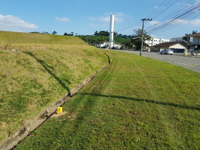 Terrenos comerciais de frente para a rua Santa Catarina no bairro Floresta - Foto 19