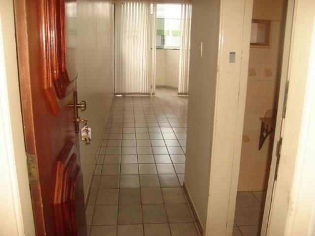 Apartamento no Edf. Cannes - Foto 2