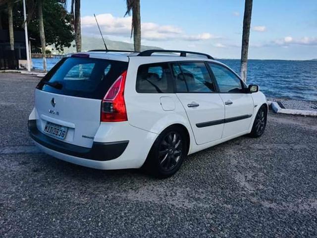 Megane Grand Tour Dynam Hi-Flex 1.6 16v ano 2013 - Foto 2
