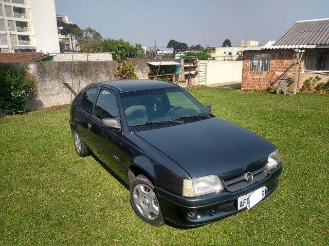 Kadett GL 1.8 em bom estado - Foto 4