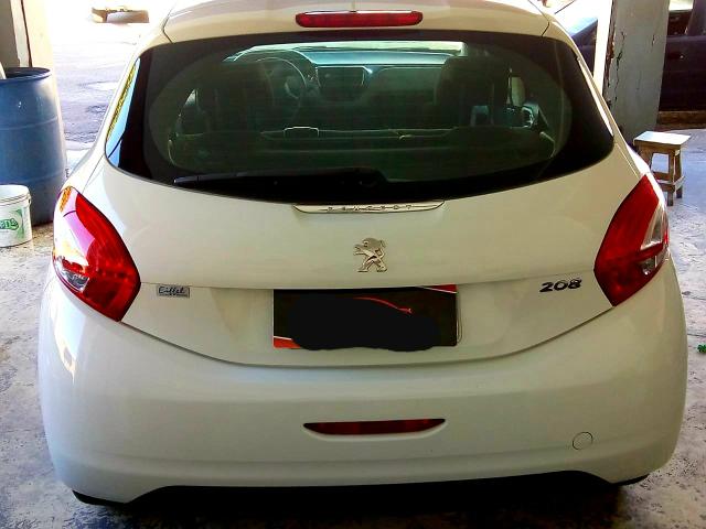 Peugeot 208 - Foto 3