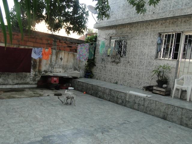1 casa duplex + 2 kitnetes ótima localização próximo a rua boa sorte - Foto 2