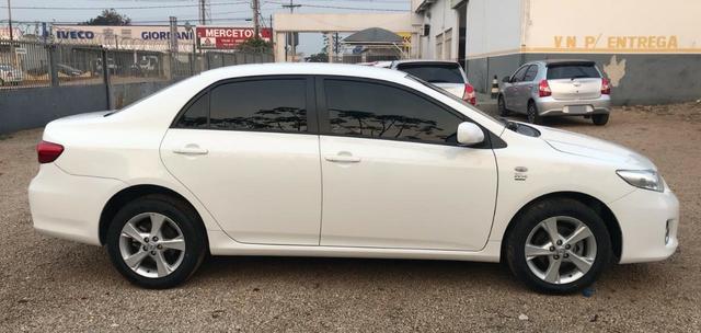 Corolla 2014 GLi 1.8 Automático Super Conservado - Foto 9