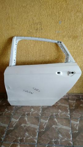 Porta traseira esquerda Ford fusion Titanium