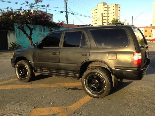 Hilux Sw4 2000 toda restaurada, tudo novo, preta muito conservada - Foto 6